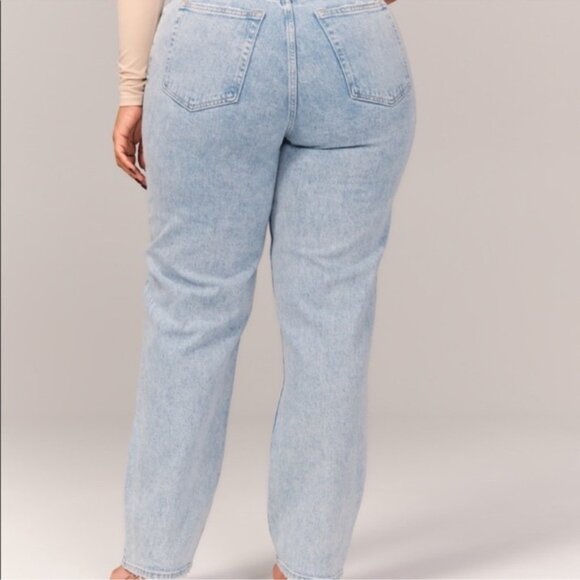 Abercrombie Fitch Curve Love Criss Cross 90s Relaxed Jean High Rise Size 24 - Picture 2 of 16